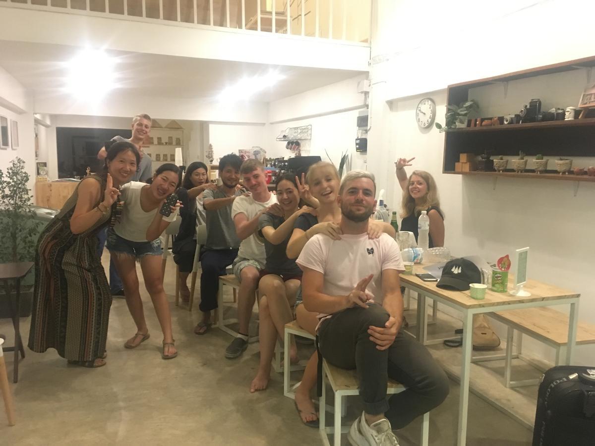 Sook Cafe And Youth Hostel Chiang Rai Esterno foto